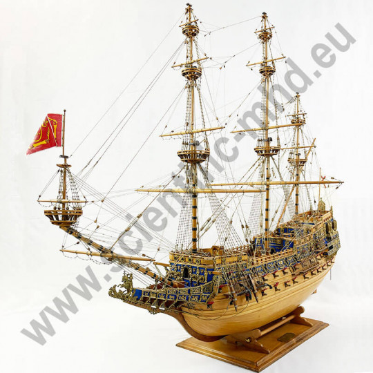 Static ship SOVEREIGN OF...