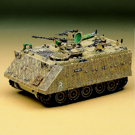 Plastic Model Tank M113 Zelda APC 1:35 Plastic Model Tank M113...