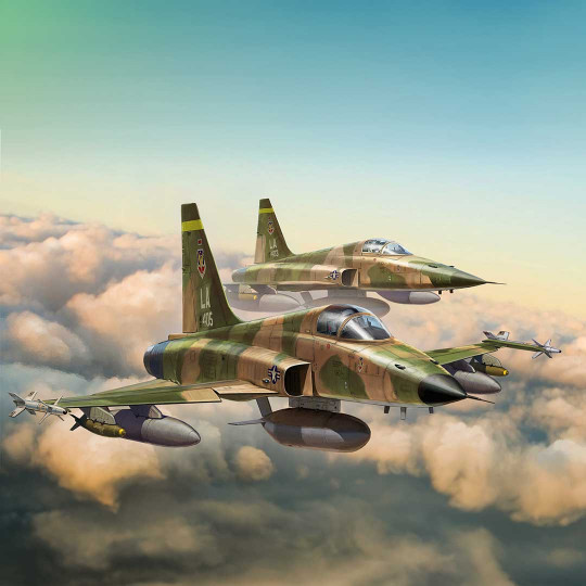 F-5 Freedom Fighter plastic...