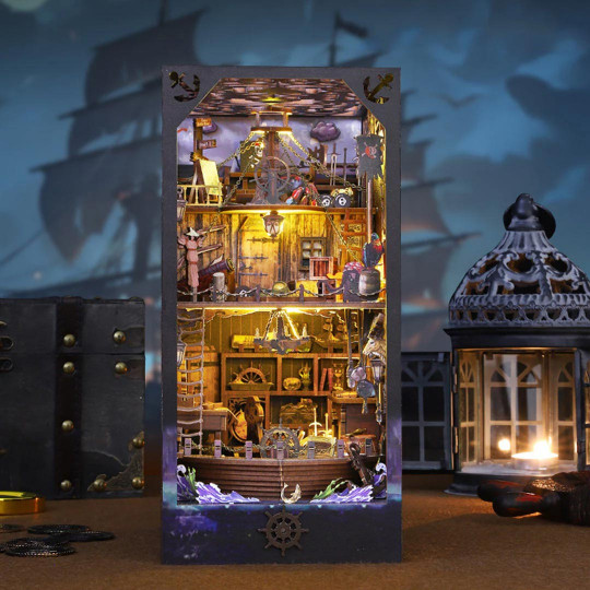 Puzzle 3D Book Nook Piracy in Somalia Puzzle 3D Book Nook Piracy...
