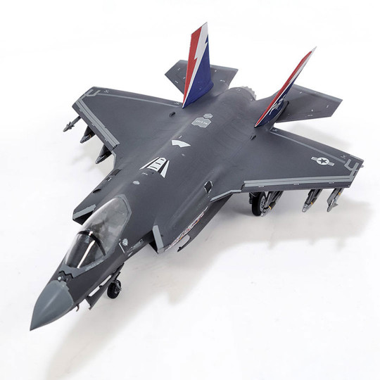 F-35A Lightning II “1000th” 1:72 Plastic Model Aircraft F-35A Lightning II “1000th”...