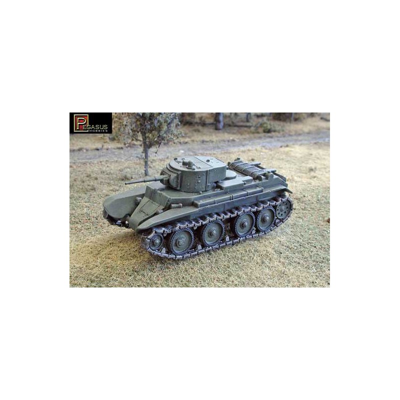 Russian BT-7 plastic model light 1/72 | Scientific-MHD