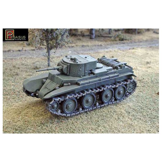 Russian BT-7 plastic model light 1/72 | Scientific-MHD