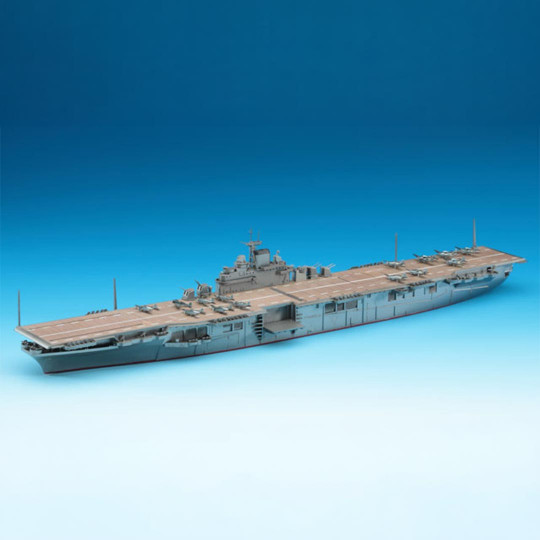 Model plastic model of US...
