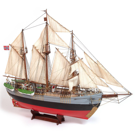 Model polar ship Fram 1-85...