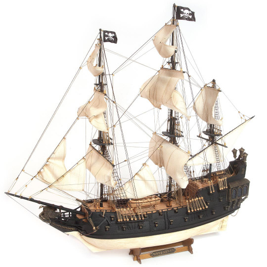 Model pirate ship Black...