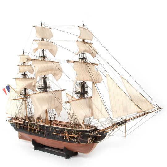 Model frigate Belle Poule...