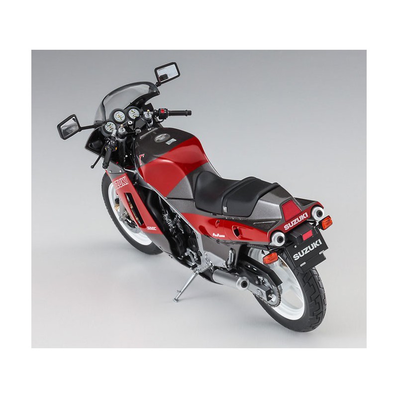 SUZUKI RG400 LATE VERSION 1/12 plastic motorcycle model | Scientific-MHD