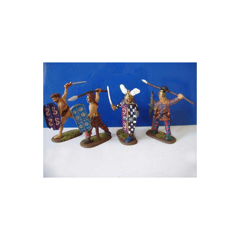 Gallic 1/32 war band figurine | Scientific-MHD