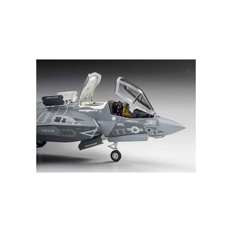 F-35 II plastic plane model (B) U.S.Marine 1/72 | Scientific-MHD