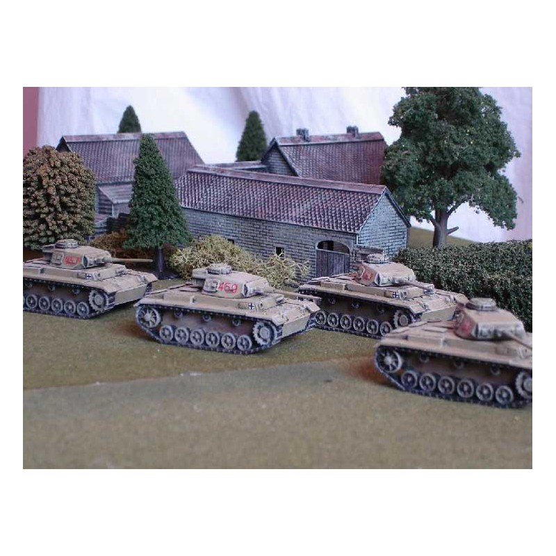 Panzer II plastic tank model (2pcs) 1/72 | Scientific-MHD