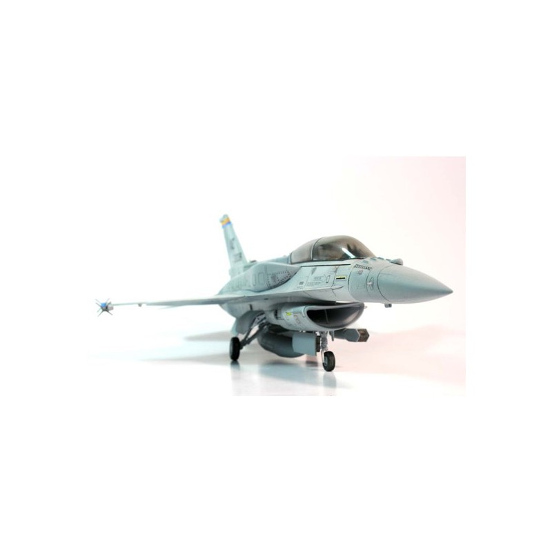 F-16F Block 601/48 plastic plane model | Scientific-MHD