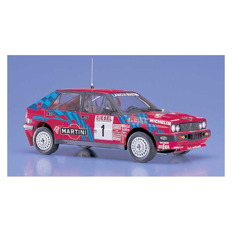 Plastic car model CR 8 Lancia Delta Sanremo 1/24 | Scientific-MHD