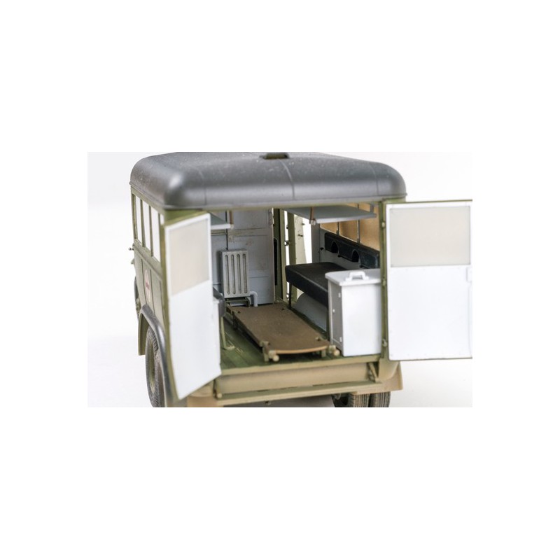 Gas plastic truck model 05 194 1/35 ambulance | Scientific-MHD