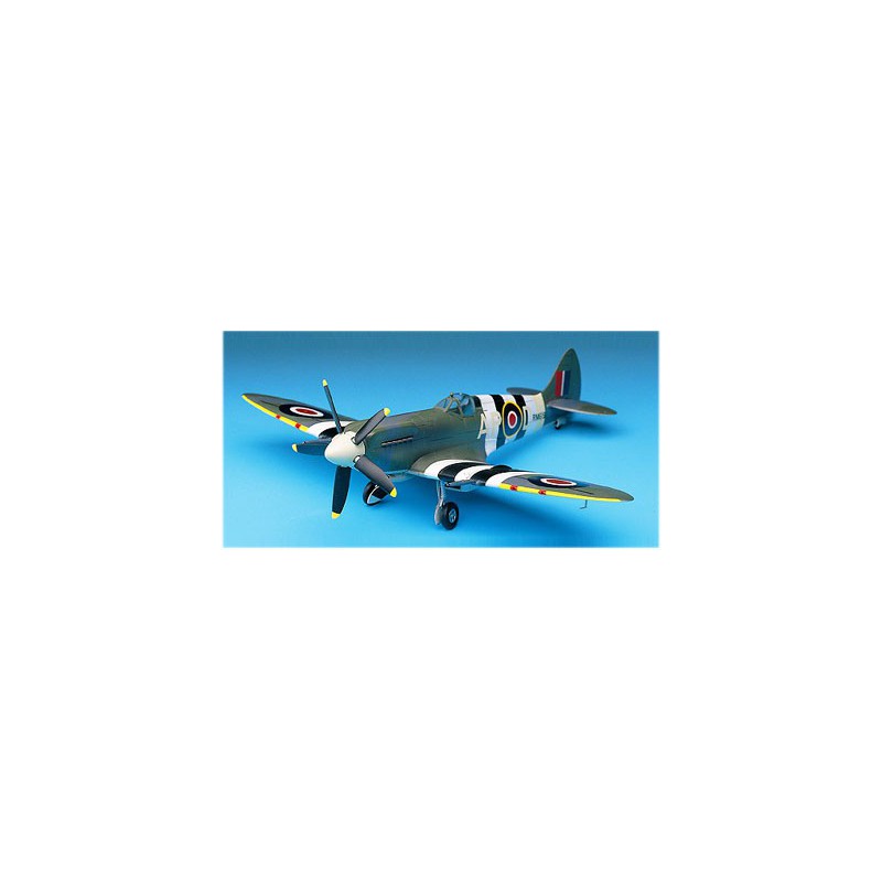 Submarine spitfire plastic model 1/48 | Scientific-MHD